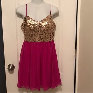 Adrianna Papel Juniors size 5/6 mini dress